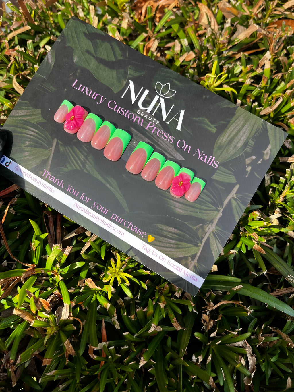 Frenchie with PINK Flower Set